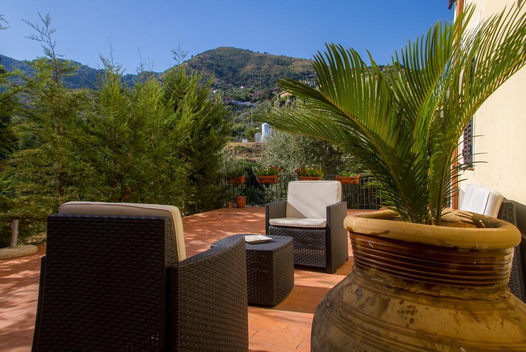 Bouganville B&B Cefalù Eksteriør billede