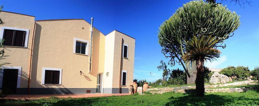 Bouganville B&B Cefalù Eksteriør billede