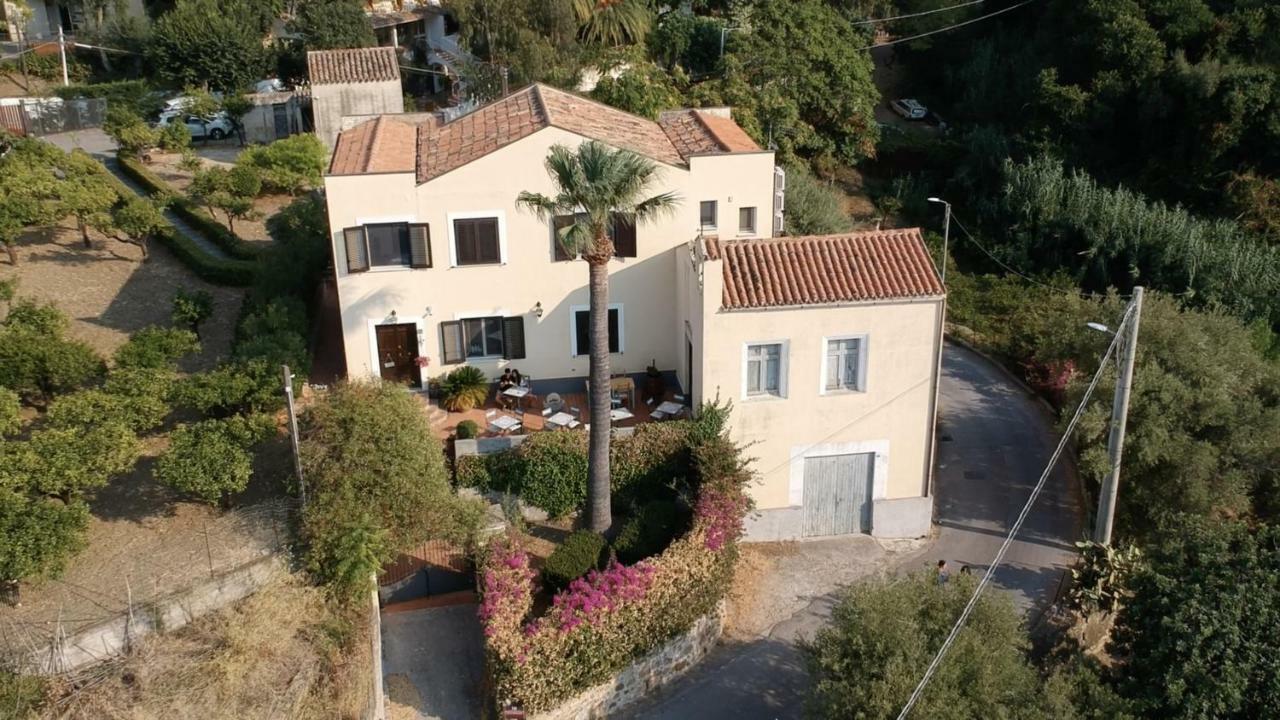 Bouganville B&B Cefalù Eksteriør billede